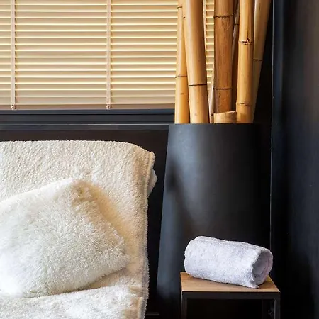 Western Centre * Τιονβίλ