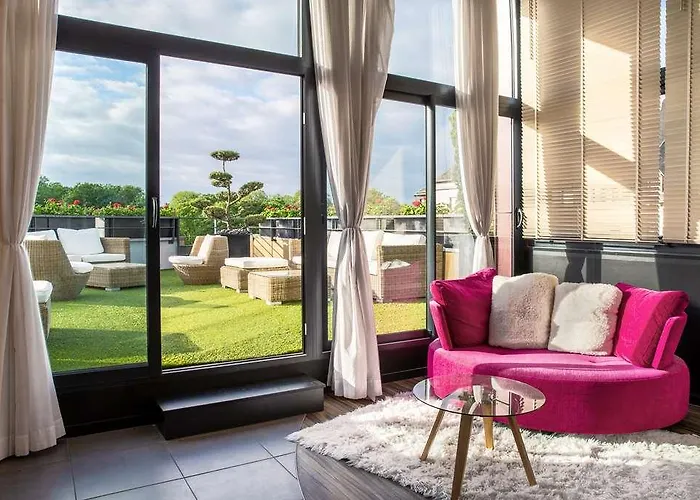 Hotel Western Centre *